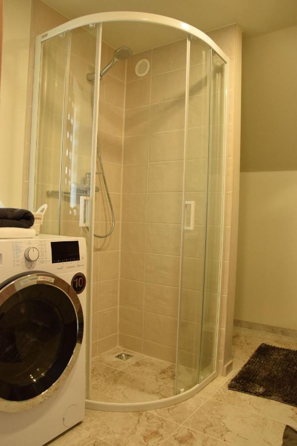 קלייפדה A&J Apartments מראה חיצוני תמונה